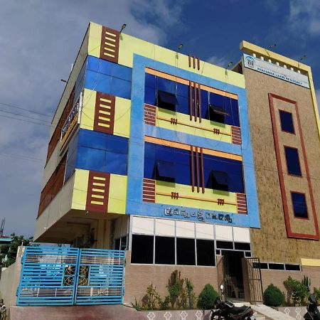 Prasanna Laxmi Residency パドラチリム エクステリア 写真
