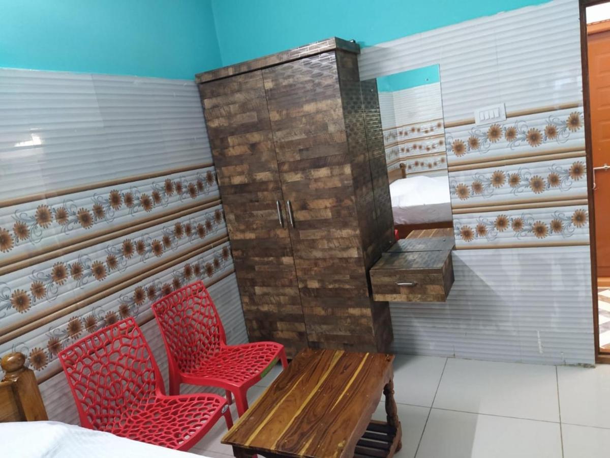 Prasanna Laxmi Residency パドラチリム エクステリア 写真