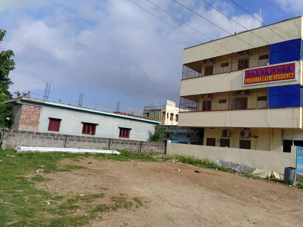 Prasanna Laxmi Residency パドラチリム エクステリア 写真