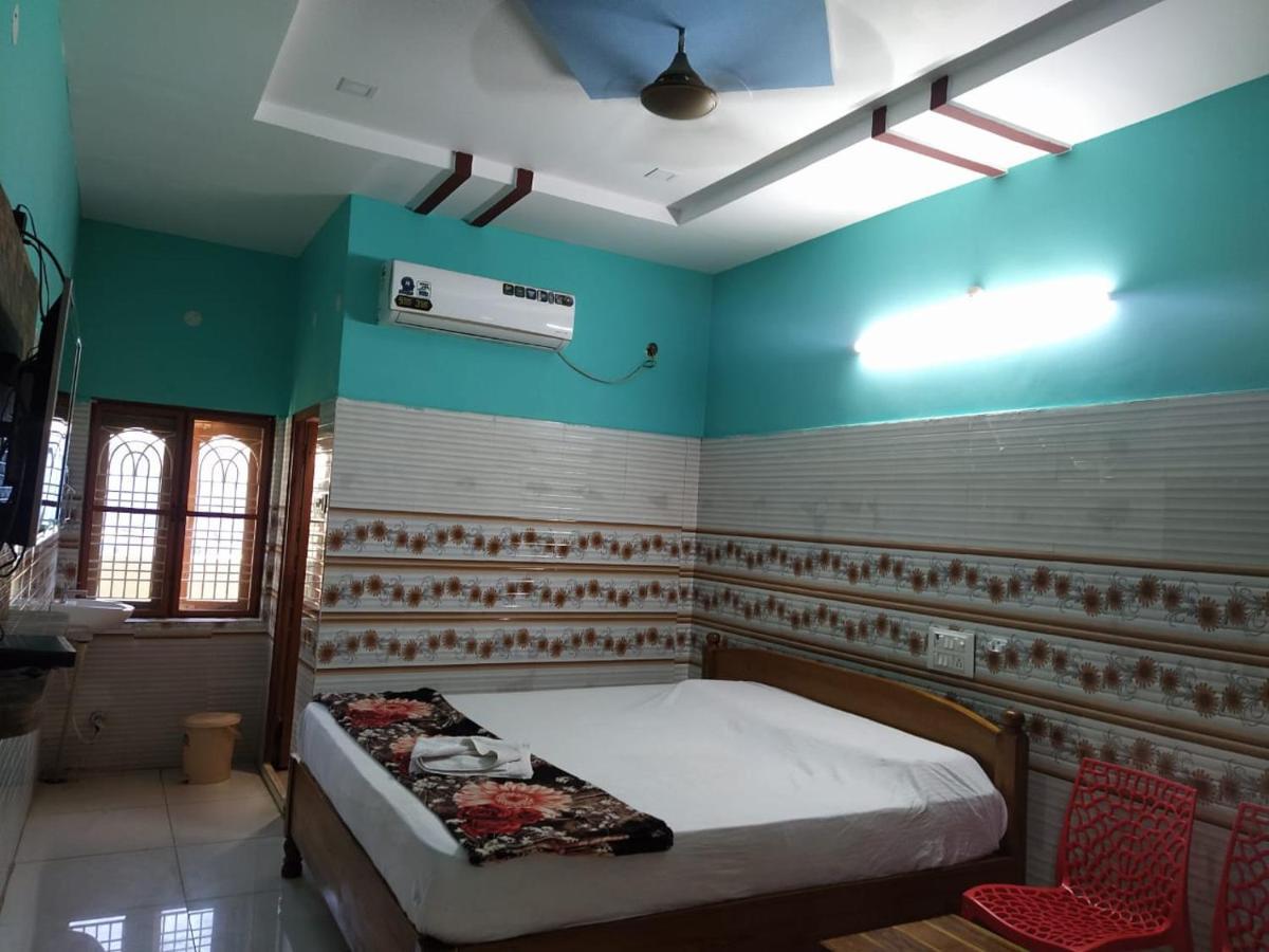 Prasanna Laxmi Residency パドラチリム エクステリア 写真